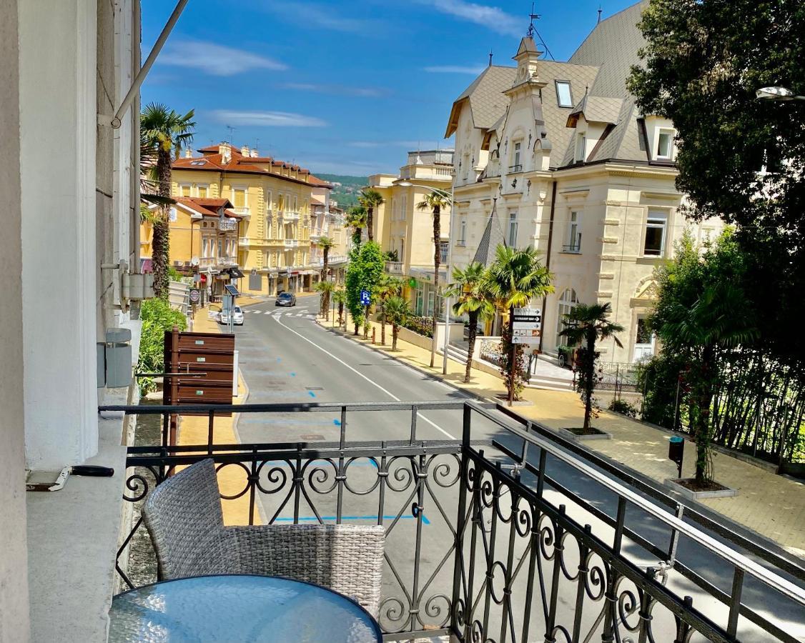 Villa Sokol Apartments Opatija Center Exterior photo