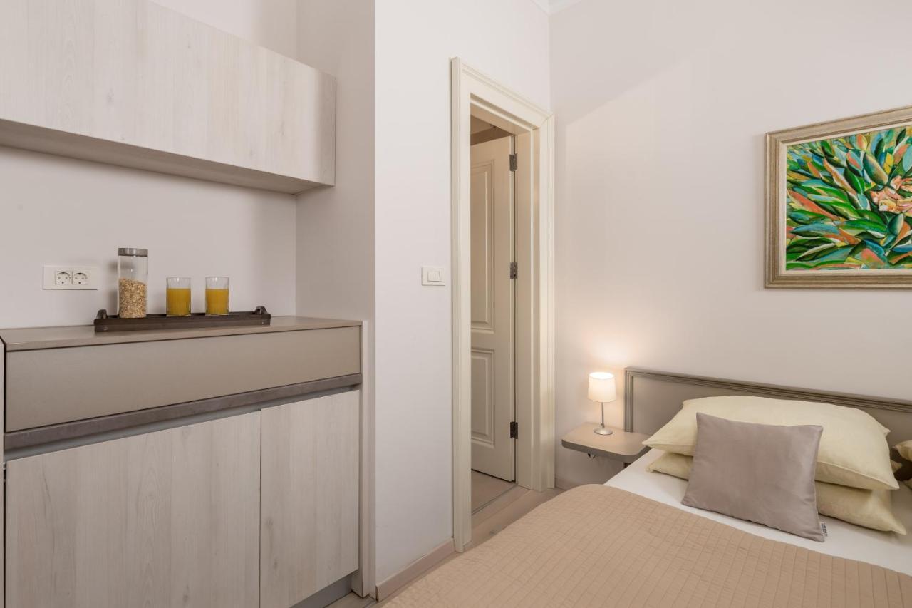 Villa Sokol Apartments Opatija Center Exterior photo