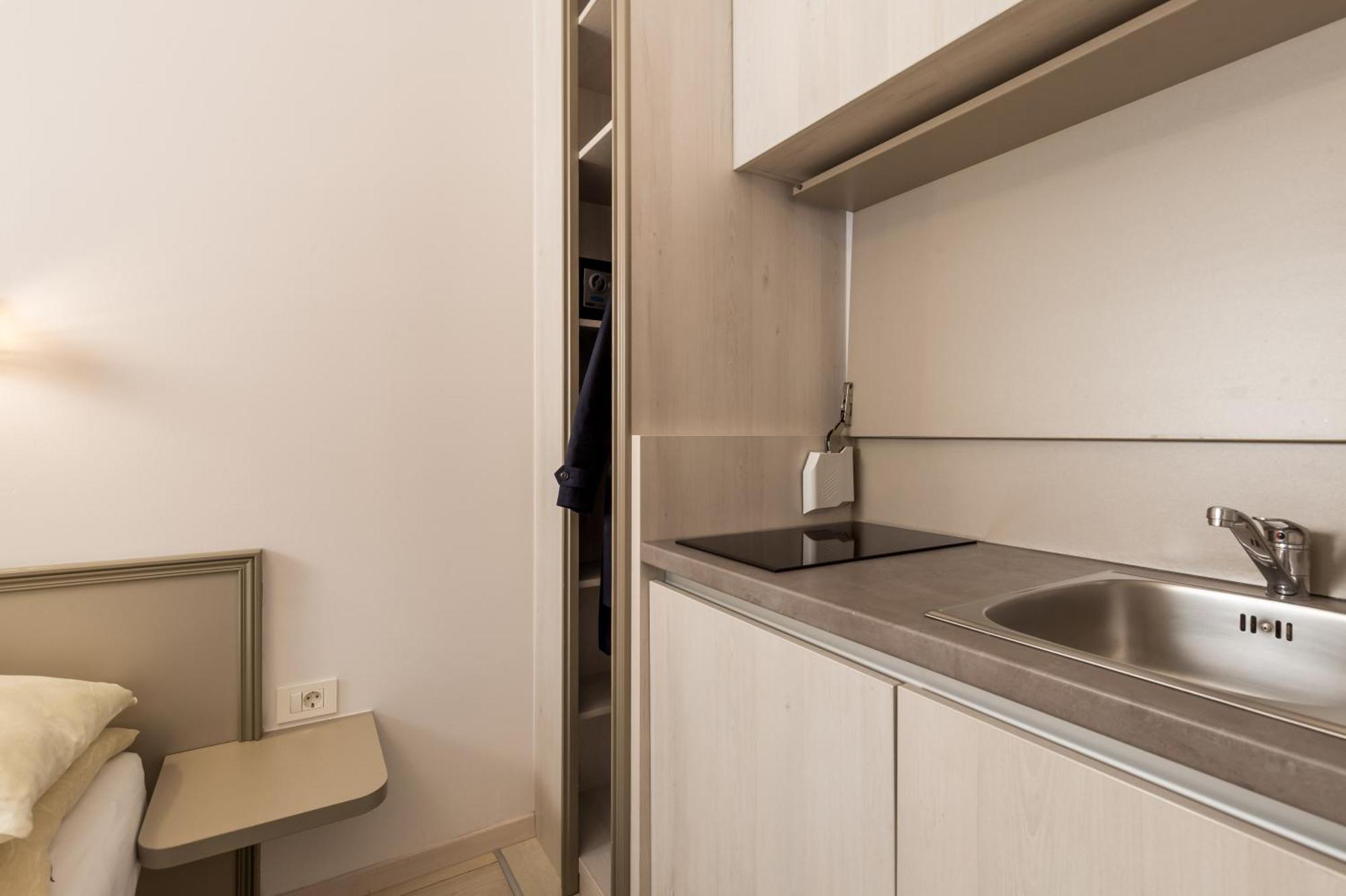 Villa Sokol Apartments Opatija Center Room photo